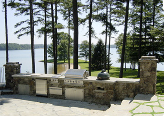 Outdoor kitchen